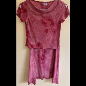 Girls Pink Tie Dye Two-Piece Dress.Cowl Neck.Short Split Sleeve.Uneven Skirt hem